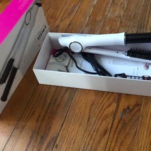 Airless INstyler never been used